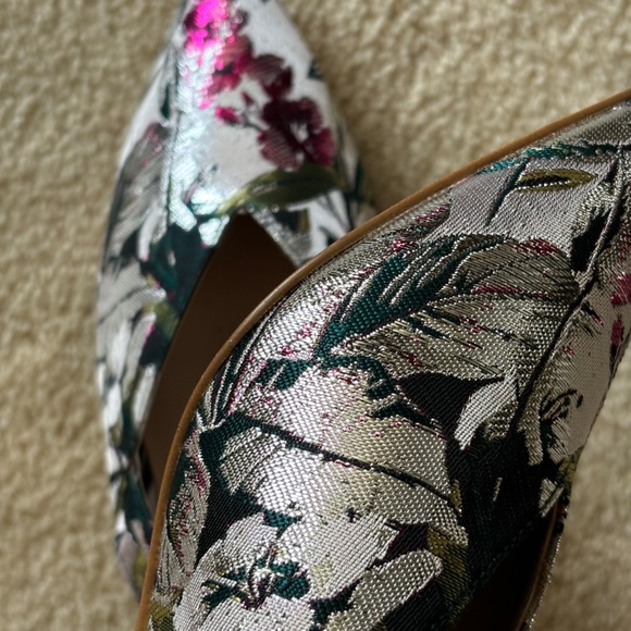 Leith Floral Slingback Heels - Picture 5 of 8